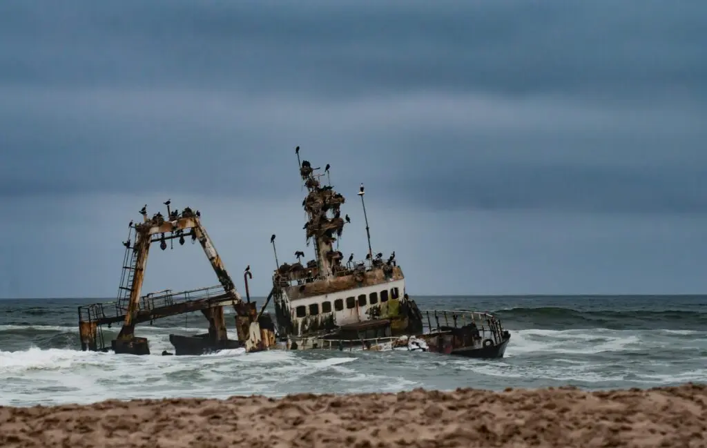 Shipwreck on the Skeleton Coast